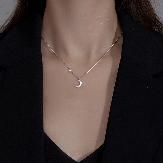 金美澳新款星星月亮项链女日韩轻奢个性锁骨链气质火爆款纯银饰品
