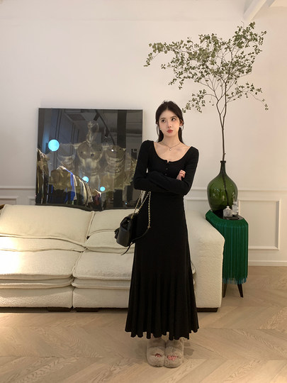 alex stevens 黑色连衣裙女春秋季修身内搭a字鱼尾裙长款打底裙子