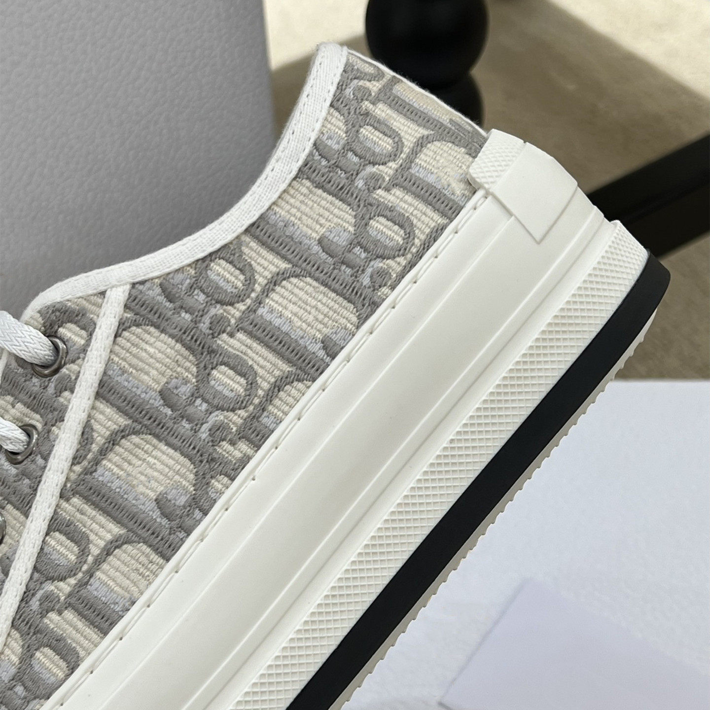 2026新款老花字母刺绣厚底帆布鞋女系带低帮休闲运动小白鞋单鞋,淘宝优惠券,粉丝福利购,淘宝优惠卷