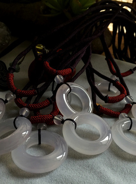 天然玉髓玛瑙平安扣如意吊坠