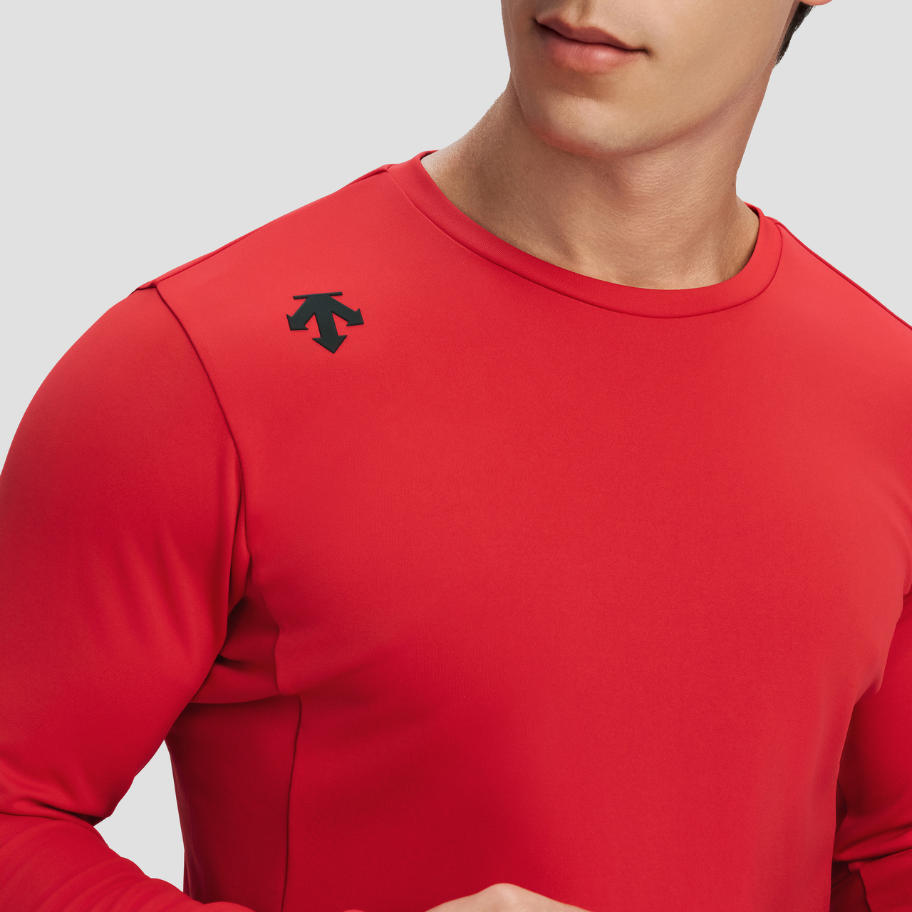 DESCENTE迪桑特TRAINING系列综训训练运动健身男士长袖针织衫 - 图1