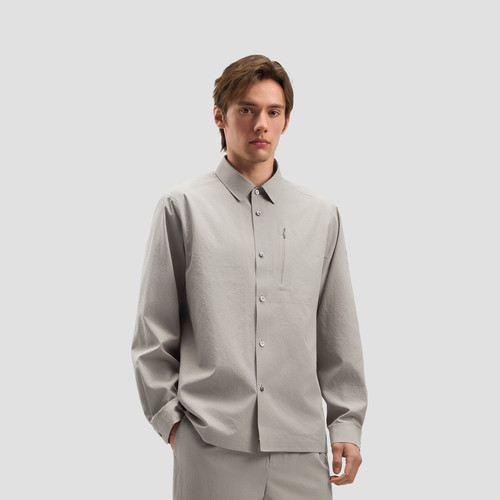 DESCENTE迪桑特DUALIS系列男士都市通勤宽松麻感长袖衬衫 - 图2