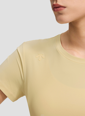 DESCENTE迪桑特WOMEN’S TRAINING凉感吸湿速干女士防晒短袖T恤