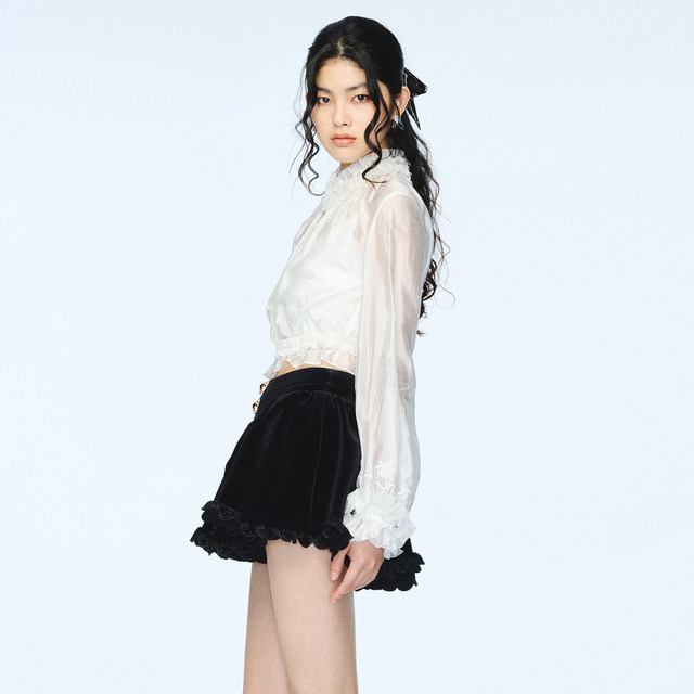 ຊັ້ນເທິງ ruffle stylish