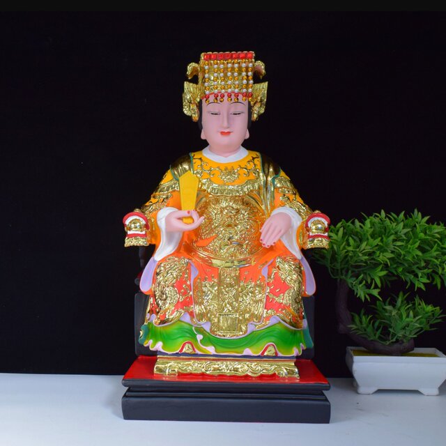 Mazu empress resin statue with palms together grandma mazu