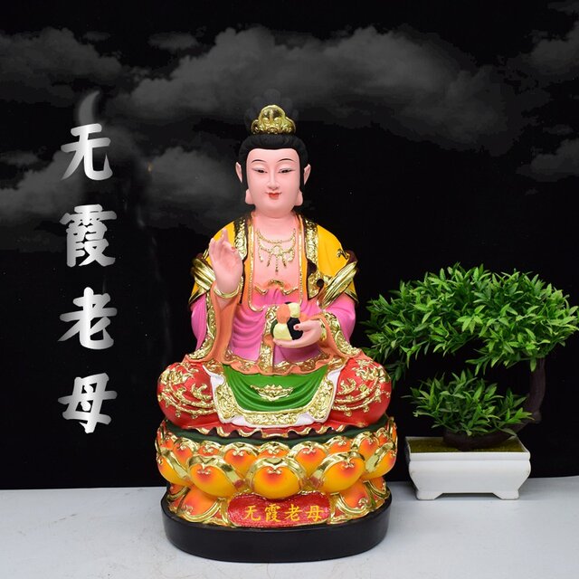 The resin statue of Nuwa Empress Wuxia and Dragon Mother presenting her son to the Empress