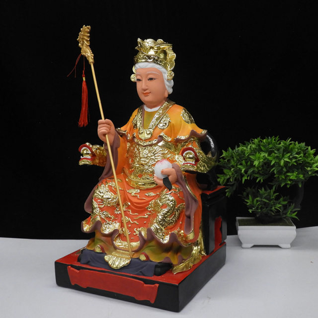 Resin old lady statue of the Queen Mother of Northern Shanxi