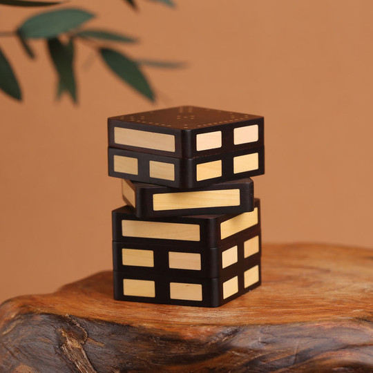 Zhouyi Rubik's Cube 64 hexagrams jujube wood thunder core jade pieces I Ching six lines plum blossom easy to count