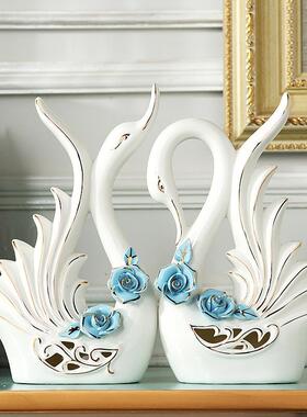 创意情侣天鹅结婚礼物摆件家居装饰品陶瓷工艺品时尚新房婚房摆设