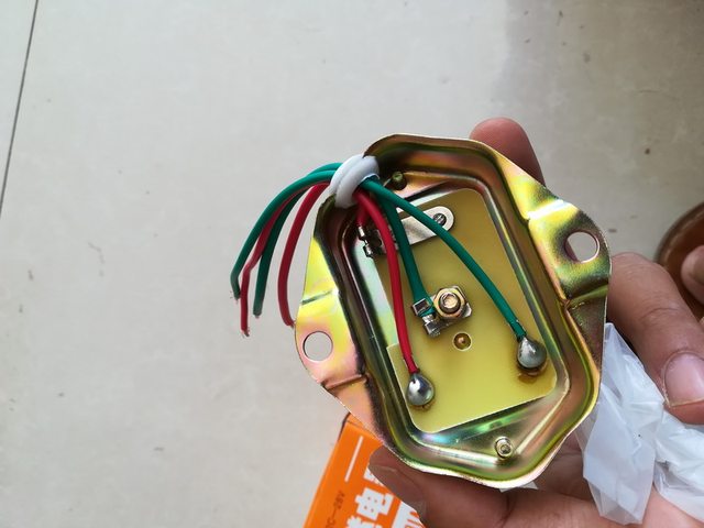 ລົດບັນທຸກ JD182-12V JD282C-24V ພະລັງງານສູງ relay ເລີ່ມ relay preheating