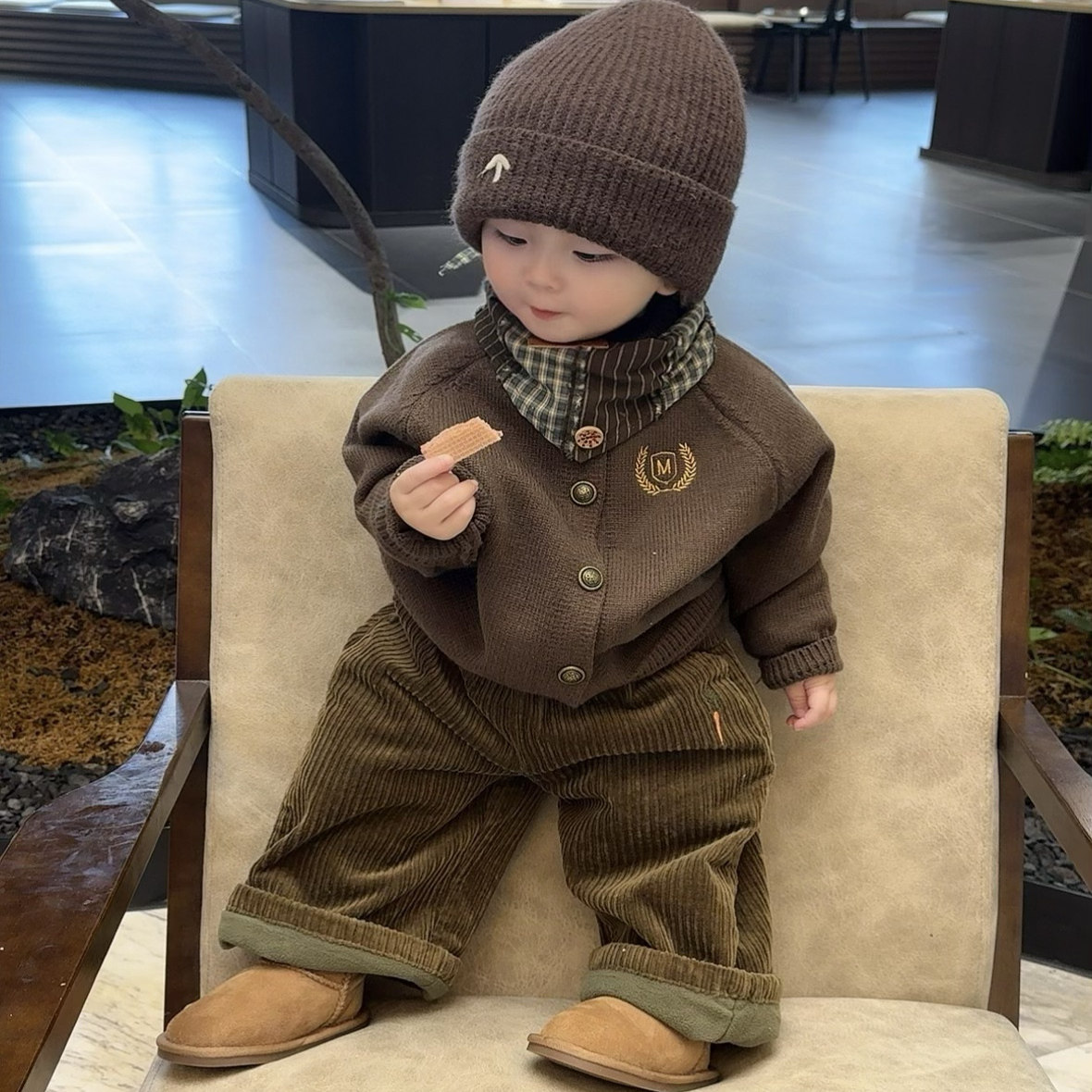 MOGUJ儿童毛衣套装2025秋冬新款男女童宝针织衫加绒加厚裤两件套,淘宝优惠券,粉丝福利购,淘宝优惠卷