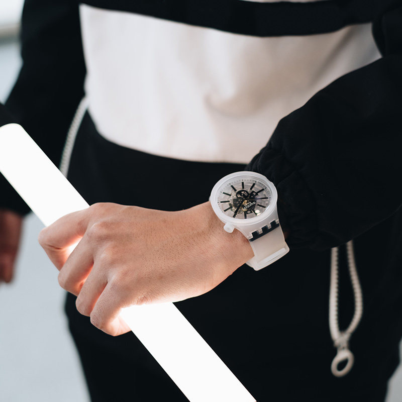 swatch瑞士男士女士大表盘情侣表 Swatch斯沃琪瑞士腕表