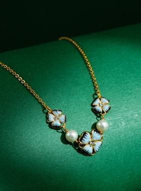 珐琅镶钻四叶草花朵珍珠锁骨项链