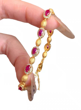 s925银小众设计鸽血红色手镯女高级质感轻奢中古金色拉丝手链