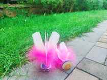 Ice Prince 17 Knife Feather shuttlecock kicks in small circle practice action 