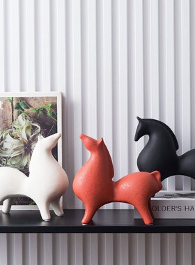 现代新中式轻奢陶瓷马客厅电视柜摆件家居创意装饰品酒柜玄关摆放