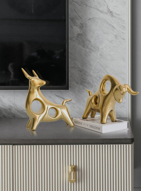北欧轻奢金色陶瓷对牛摆件办公室客厅电视机柜牛年生宵装饰摆设
