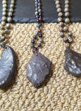3件套更划算新疆五彩湾硅化铁原生态吊坠养心护心石项链341