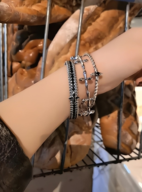 黑曜石十字花纯银手镯叠戴