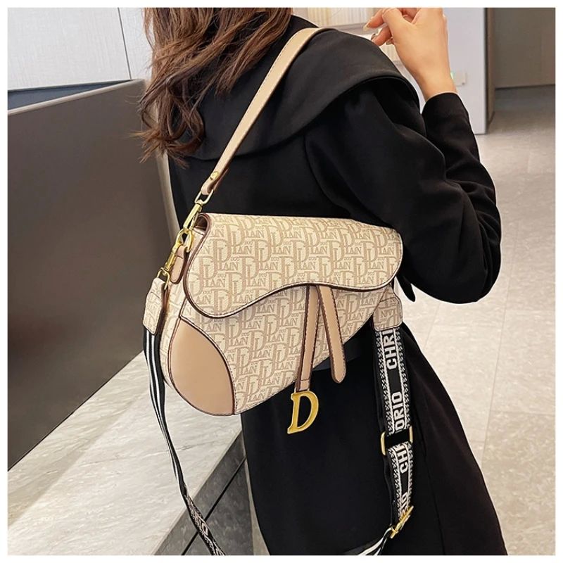 Girls Hundred Handbag Crossbody Saddle Bag Comfortable Shoul - 图1