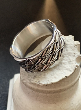 龙鳞-不掉色痞帅钛钢戒指男鳞片