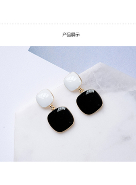 妾之意小众黑色几何银针耳坠女