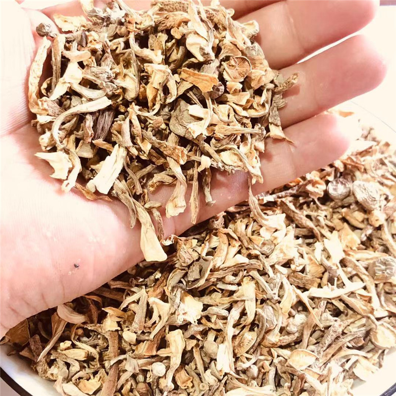 Small pieces of velvet antler mushrooms are used as fillings. Crispy mushrooms are souvenirs.