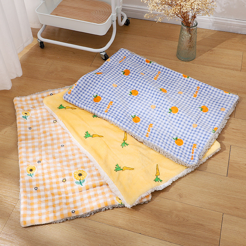 狗狗毛毯睡觉被子冬加厚小狗毯子冬季保暖灰边加绒宠物狗可垫可盖,淘宝优惠券,粉丝福利购,淘宝优惠卷