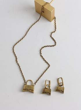 复古金B家字母包包项链书包耳环