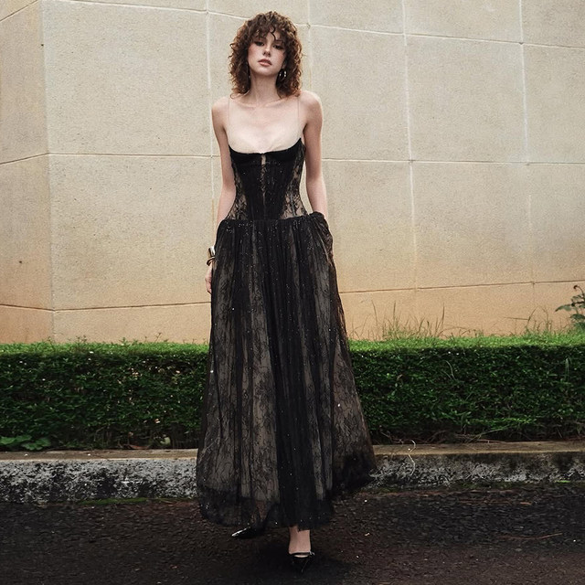 KLIOU temperament, exquisite atmosphere, retro suspender dress, women's niche, slim waist, versatile hot girl long skirt