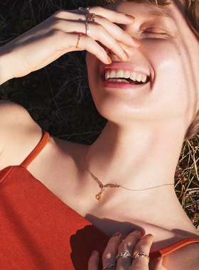 nojess限定V形羽毛挂吊坠项链