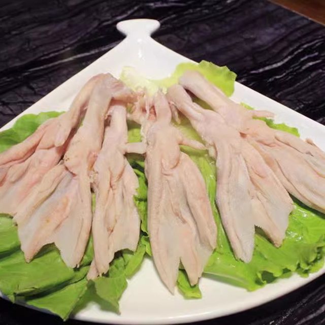 500g fresh boneless frozen duck feet