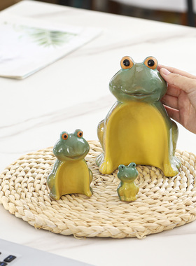 小众创意陶瓷可爱青蛙猫头鹰一家三口桌面客厅电视柜入户玄关摆件