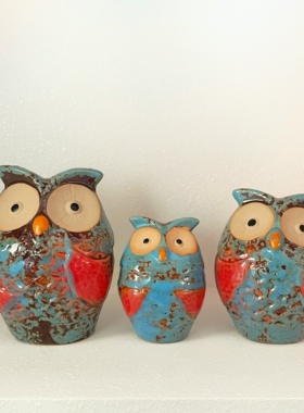 创意陶瓷猫头鹰一家三口摆件客厅电视柜幼儿园现代家居装饰工艺品