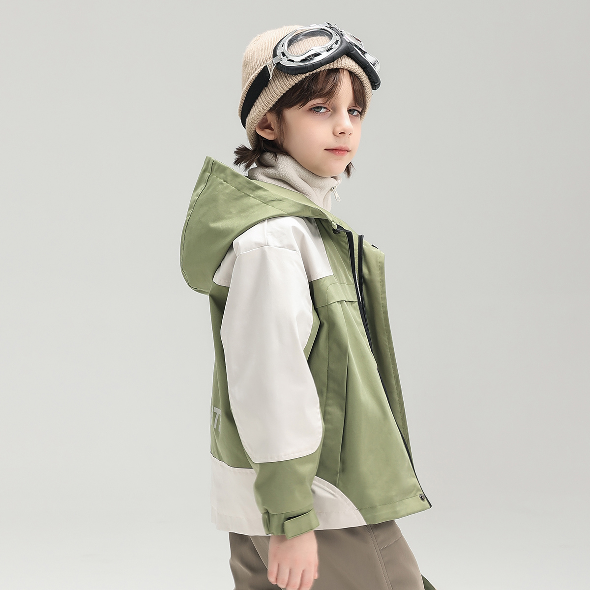 SCHWARTZ童装2025秋冬新款百搭宽松冲锋衣时尚外套帅气拼接撞色潮 - 图3