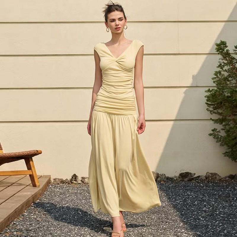 shemoda交叉扭结V领吊带背心上衣褶皱高腰修身半身裙长裙两件套装,淘宝优惠券,粉丝福利购,淘宝优惠卷