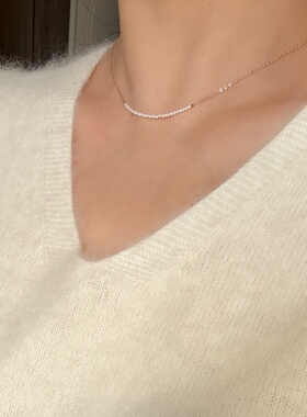 精致极小珍珠微笑项链轻奢小众气质百搭锁骨链美国进口14k包金女