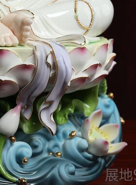高档戴玉堂陶瓷吋摆件16坐莲自在水月观音《菩萨像》佛像供奉家居