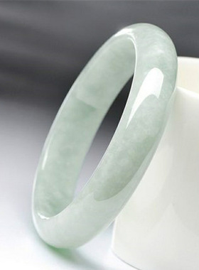 女士翡翠青色手镯手工雕刻时尚配饰礼物经典优雅玉手镯真货地摊