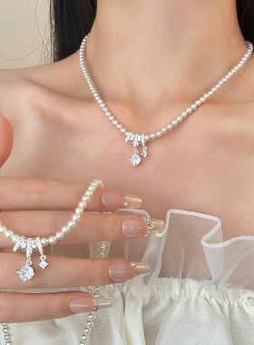 2026新款轻奢小众珍珠锁骨链女