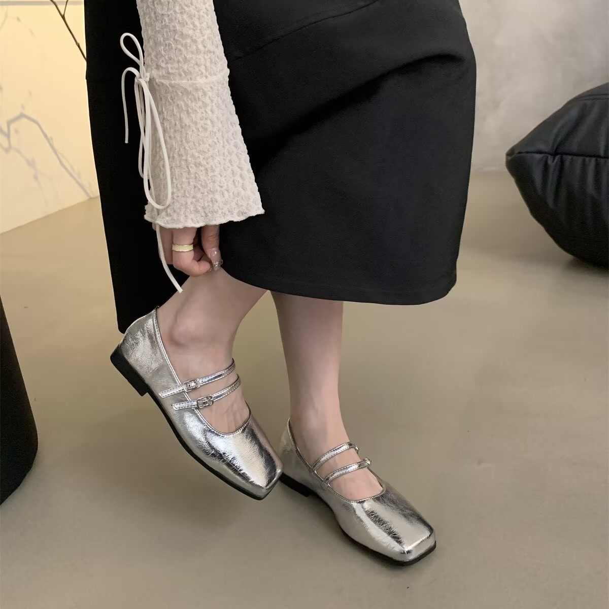 法式晚风银色方头玛丽珍鞋女2026新款平底浅口气质仙女通勤单鞋子,淘宝优惠券,粉丝福利购,淘宝优惠卷