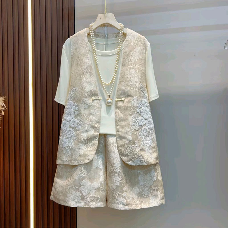 新中式大码女装2025夏季新款国风盘扣提花马甲短袖小衫裤子三件套,淘宝优惠券,粉丝福利购,淘宝优惠卷