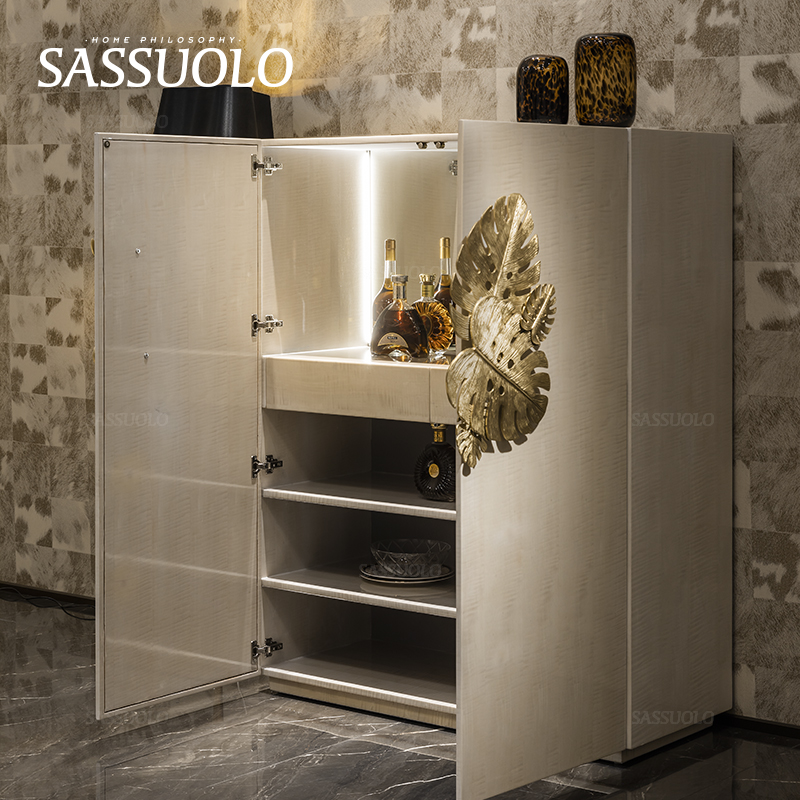 SASSUOLO/轻奢AZINGO黄铜龟背叶高酒柜/ robertocavalli家具高定 - 图1
