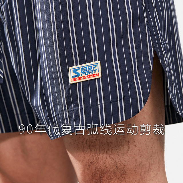 TOMATOPAPA Men's Retro Striped Shorts Slit Loose Breathable Casual Straight Running Fitness Pants
