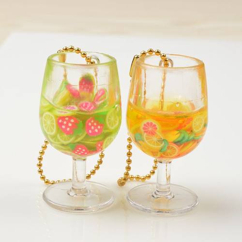 趣味仿真果汁高脚杯钥匙扣挂件创意男女书包包挂件可爱食玩 - 图1