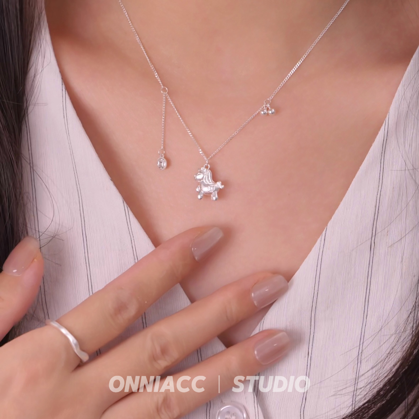 马上有钱小马生肖马吊坠项链女锁骨链纯银高级感轻奢小众送闺蜜 - 图2