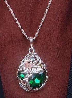 韩版高档绿色水晶毛衣链长款时尚精致奢华项链百搭秋冬洋气吊坠潮