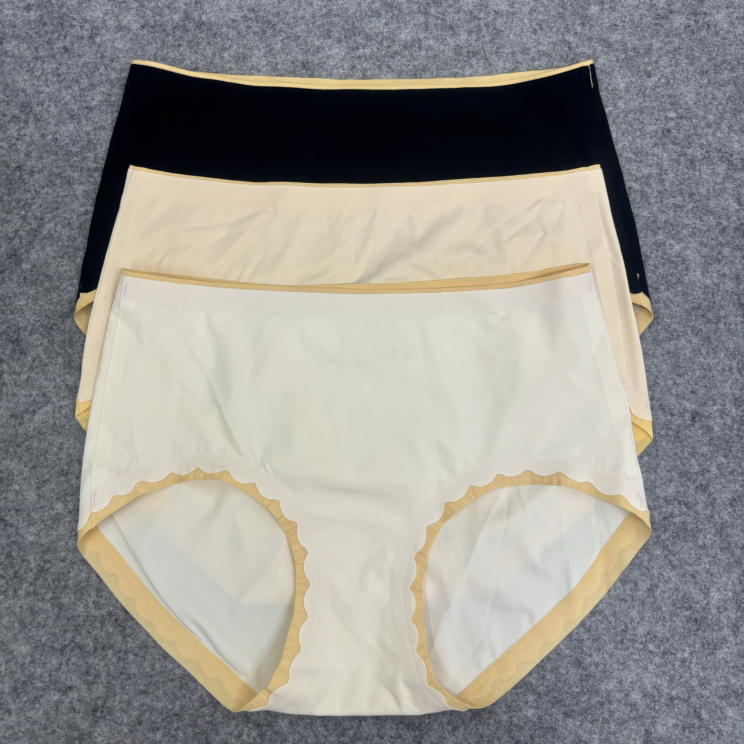 冰丝无痕时尚女士内裤中腰抗菌舒适透气大码一片式少女生三角短裤,淘宝优惠券,粉丝福利购,淘宝优惠卷