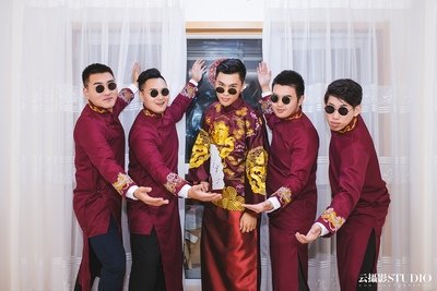 出租赁2025年秋冬中式伴郎服秀禾服兄弟团结婚中国风唐装大褂马褂,淘宝优惠券,粉丝福利购,淘宝优惠卷