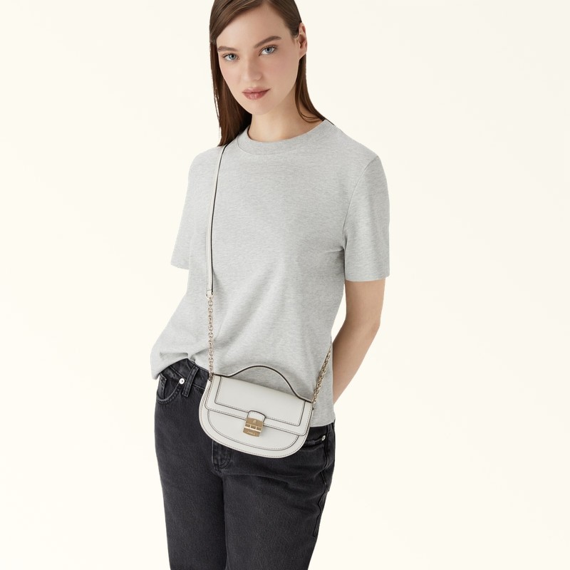 【甄选礼遇】FURLA芙拉CLUB 2牛皮迷你女士通勤斜挎链条包马鞍包,淘宝优惠券,粉丝福利购,淘宝优惠卷